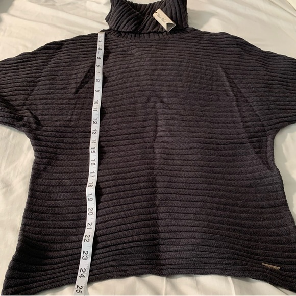 T Tahari NWT Cowl Neck Sweater - Picture 8 of 9